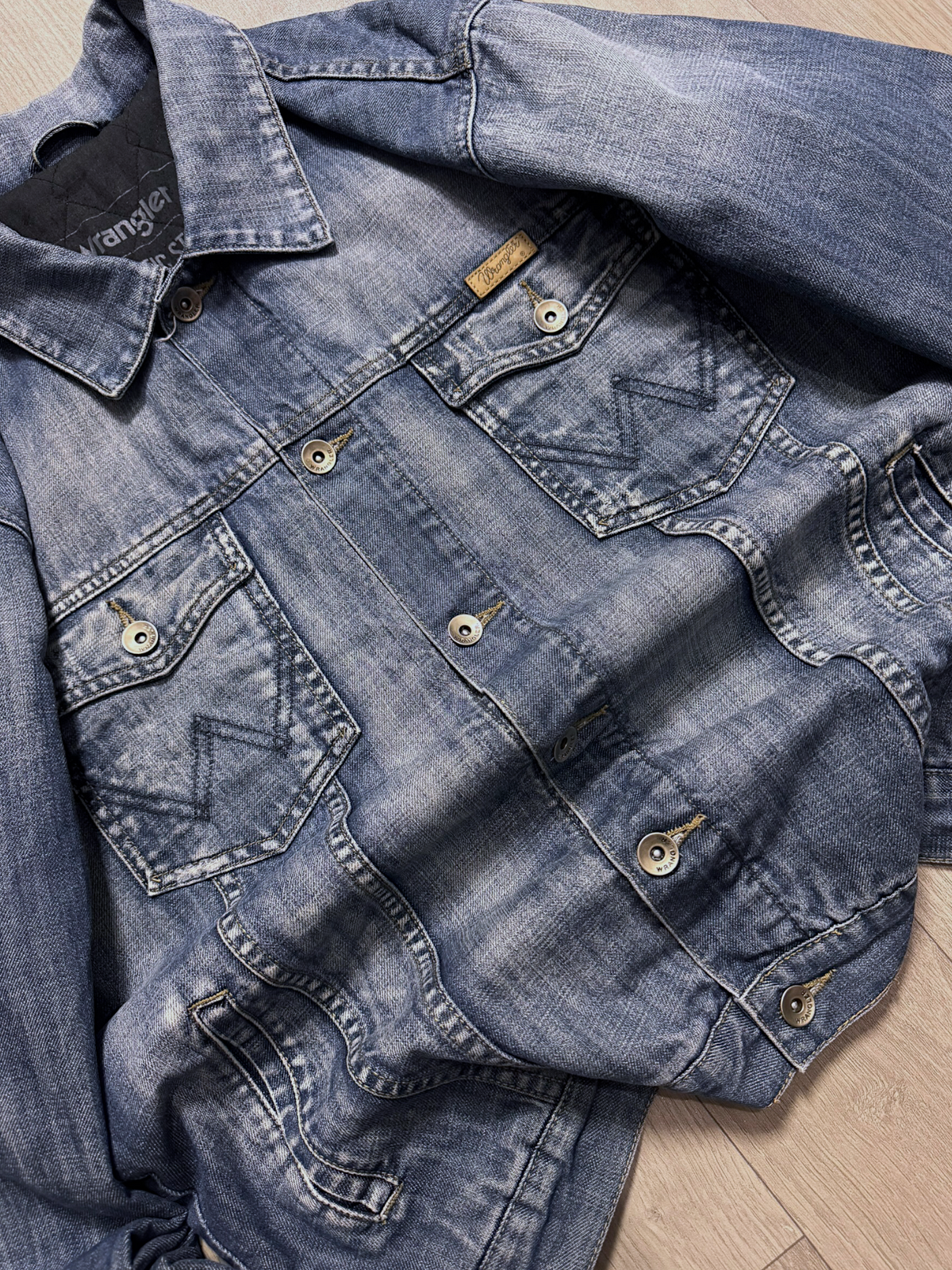 WRANGLER OLD DENIM JACKET (L)