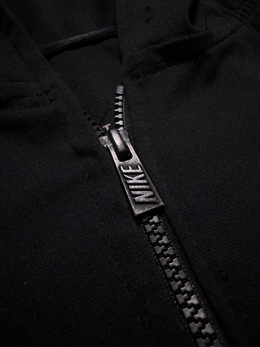 NIKE BLACK FULL ZIP REFLECTIVA (M)