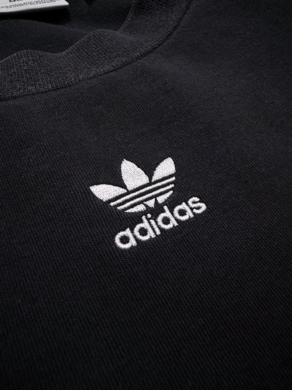 ADIDAS CLASSIC LINES CREWNECK (S)