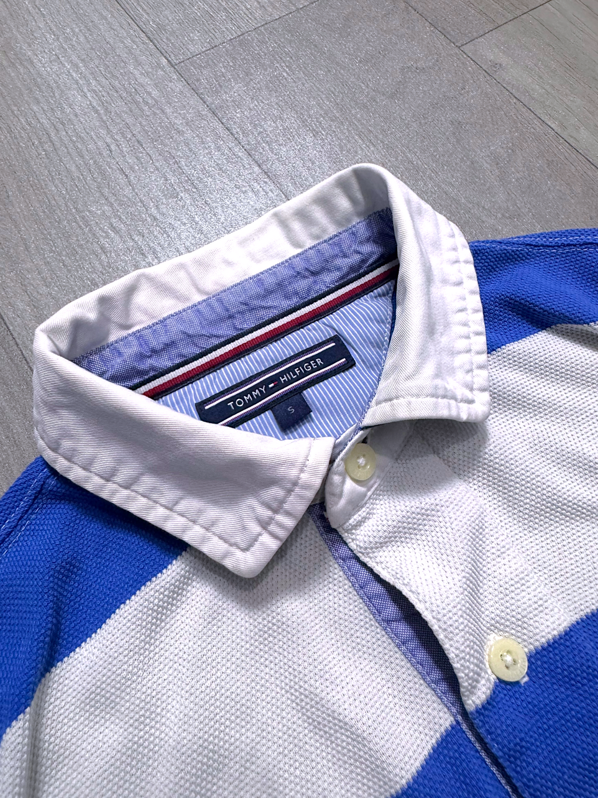 TOMMY HILFIGER VINTAGE POLO (S)