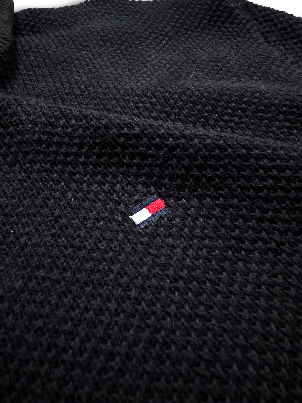 TOMMY HILFIGER LUXURY QUARTER ZIP(L/XL)