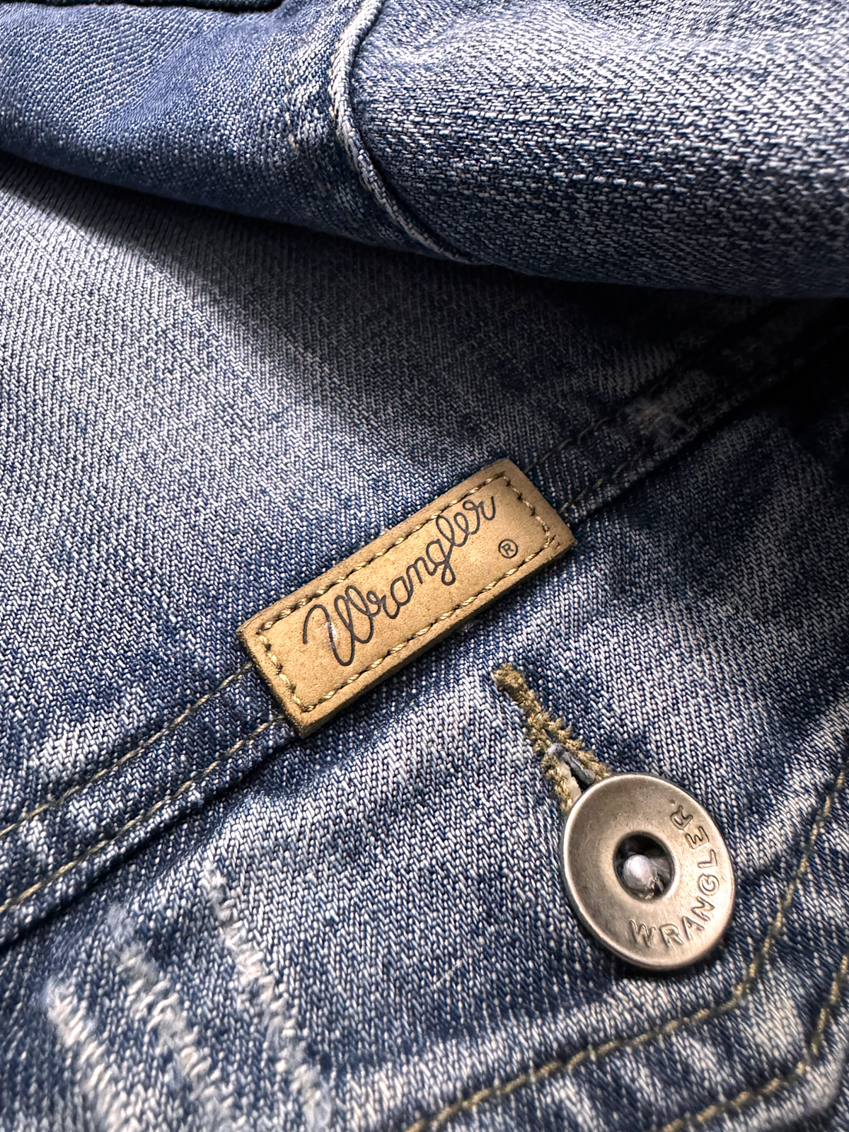 WRANGLER OLD DENIM JACKET (L)