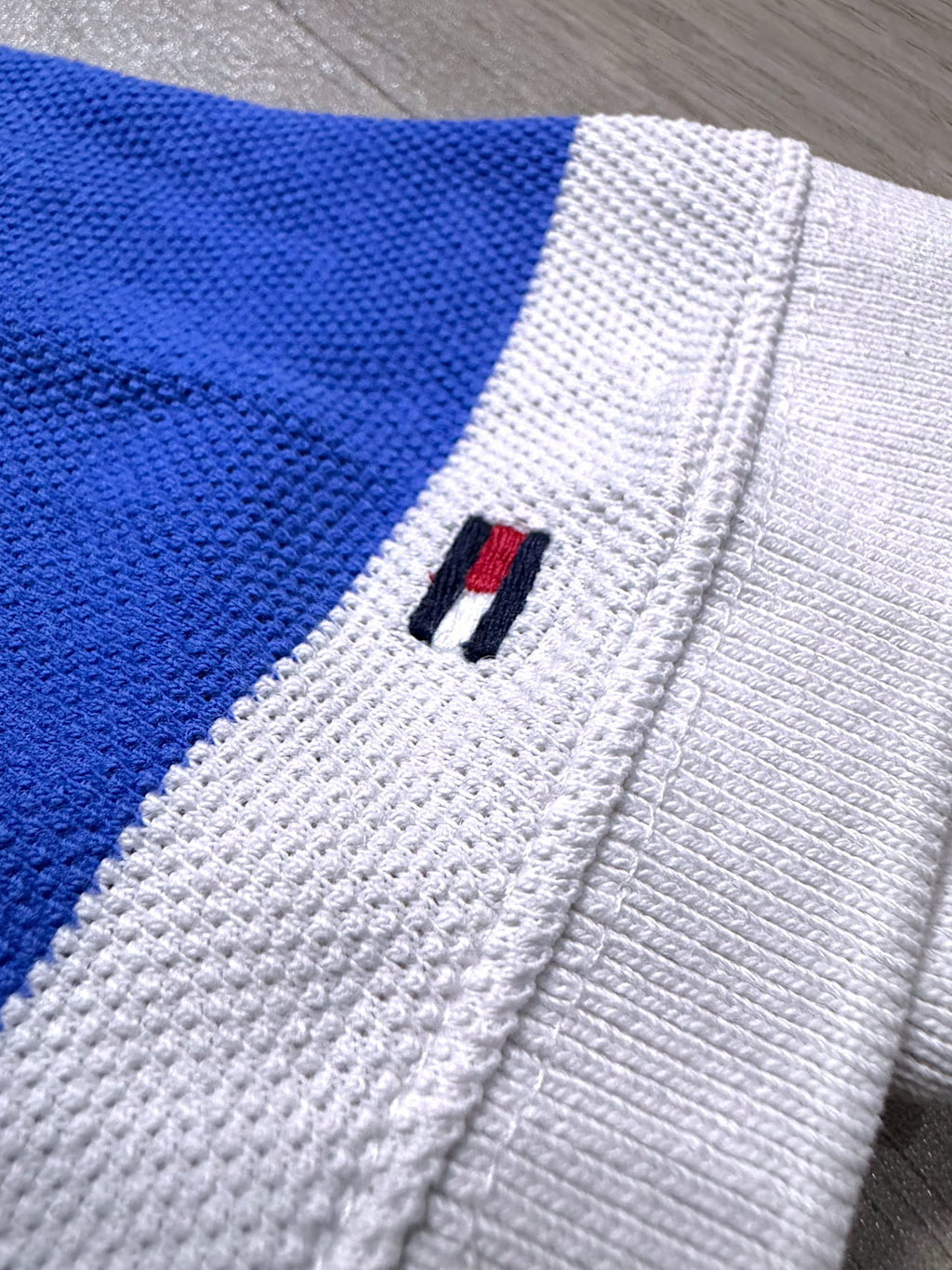 TOMMY HILFIGER VINTAGE POLO (S)