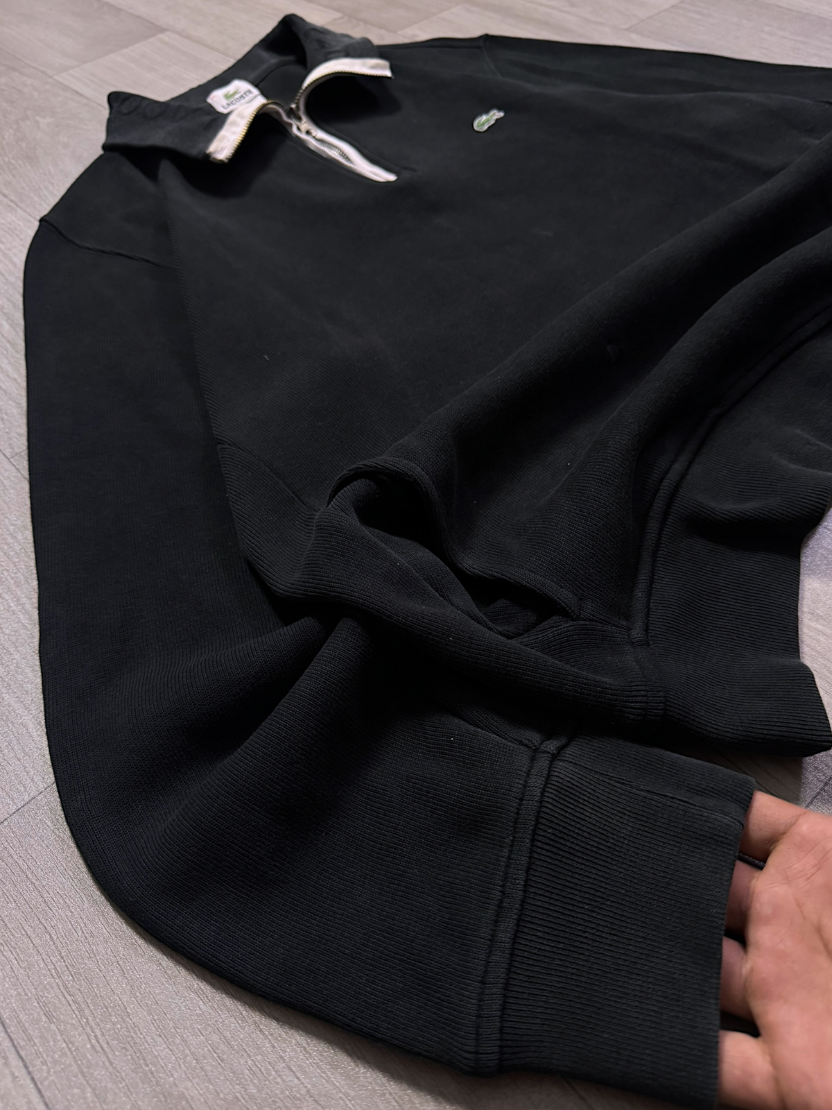 LACOSTE LUXURY QUARTER ZIP (M/L)