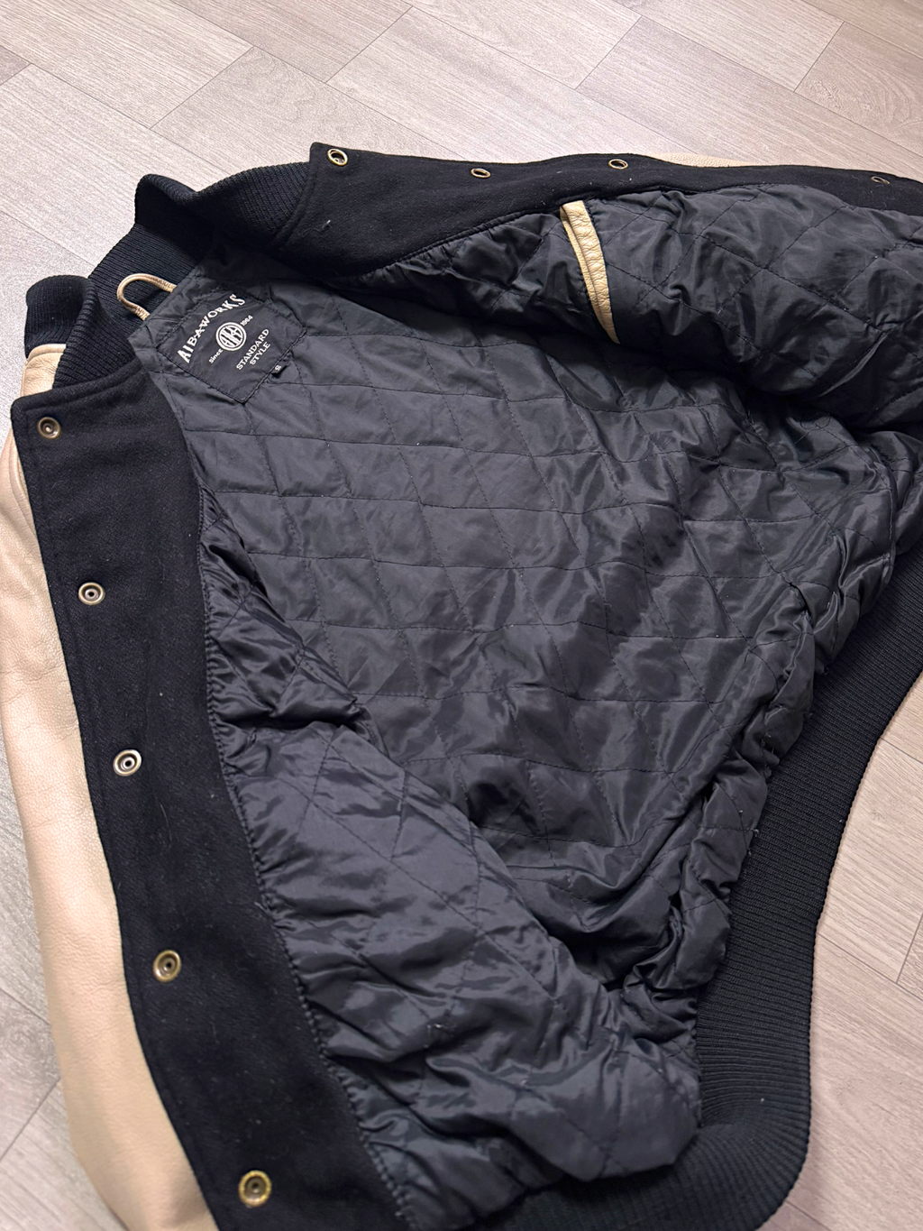VARSITY VINTAGE LEATHER JACKET (S/M)