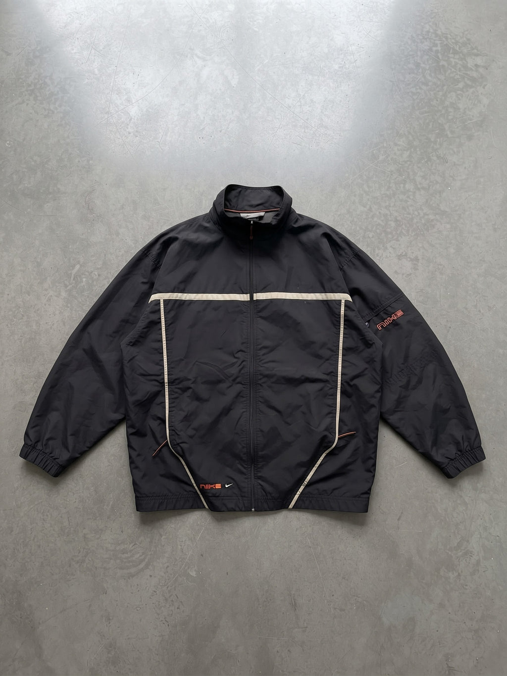 NIKE DARK BLACK TRACK JACKET(XL/XXL)