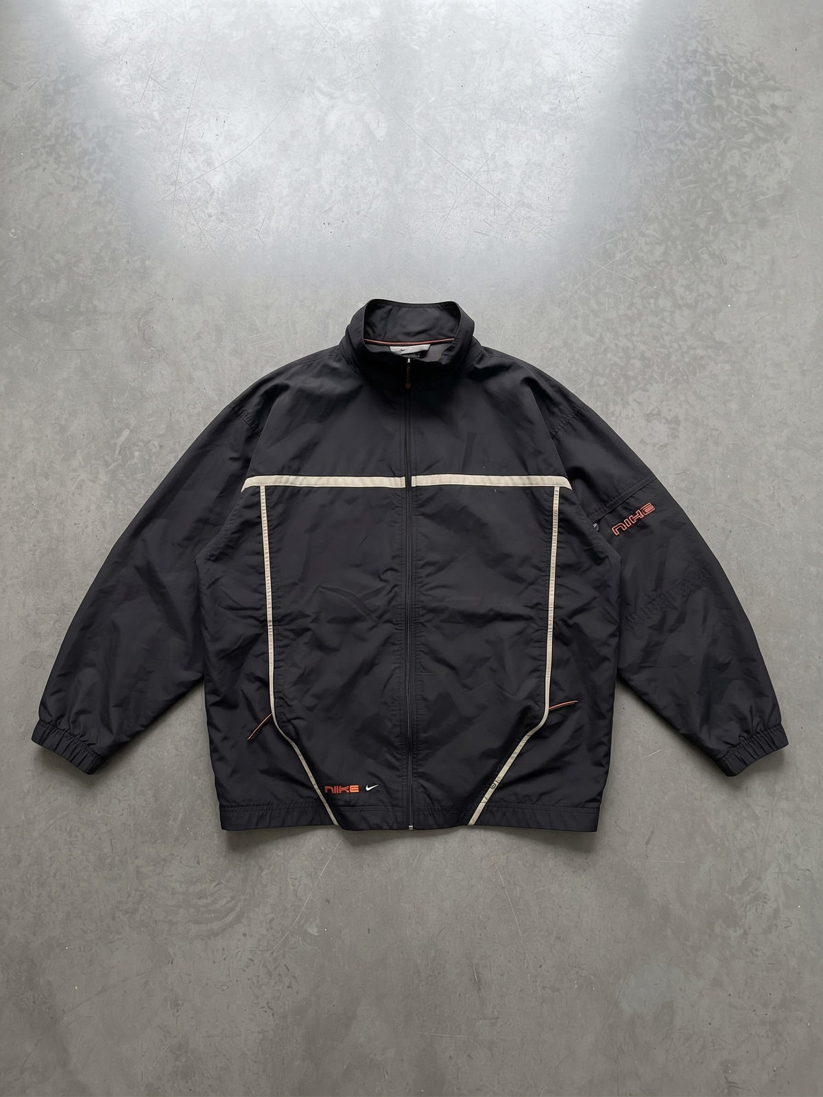 NIKE DARK BLACK TRACK JACKET(XL/XXL)