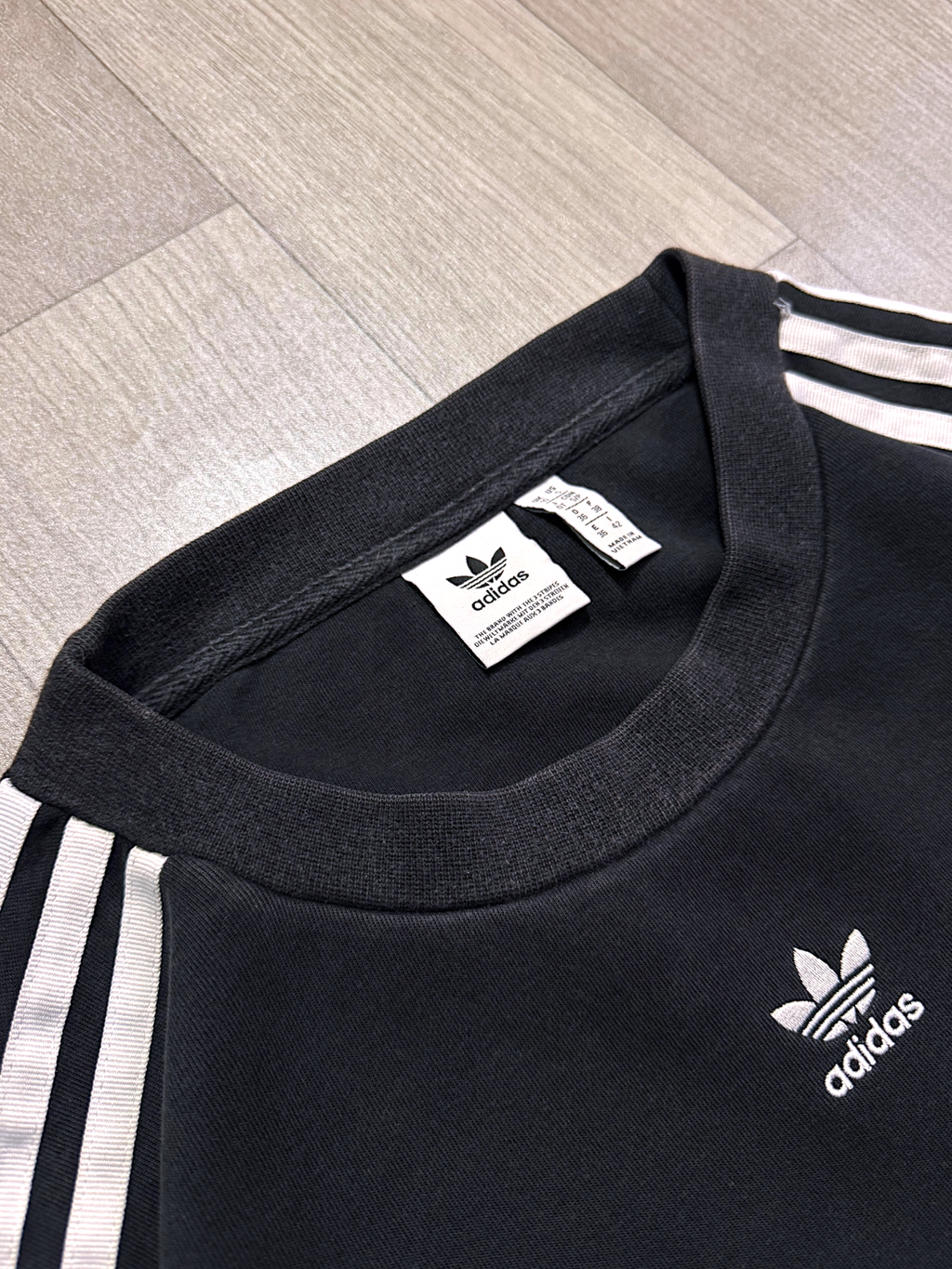 ADIDAS CLASSIC LINES CREWNECK (S)