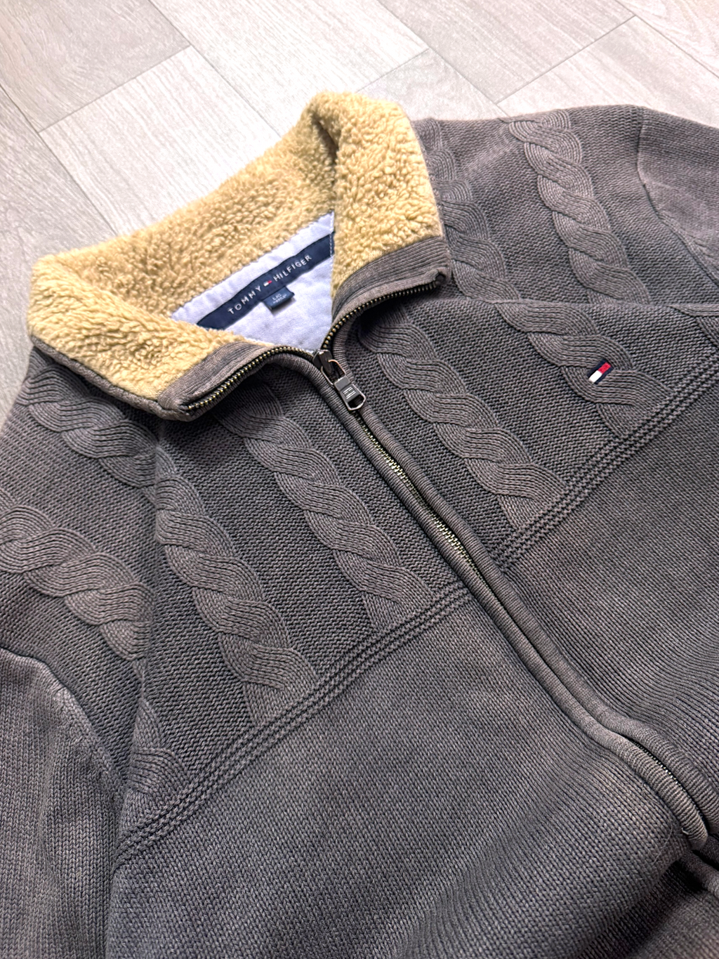 TOMMY HILFIGER LUXURY POLAR SWEATER FULL ZIP (L/XL)