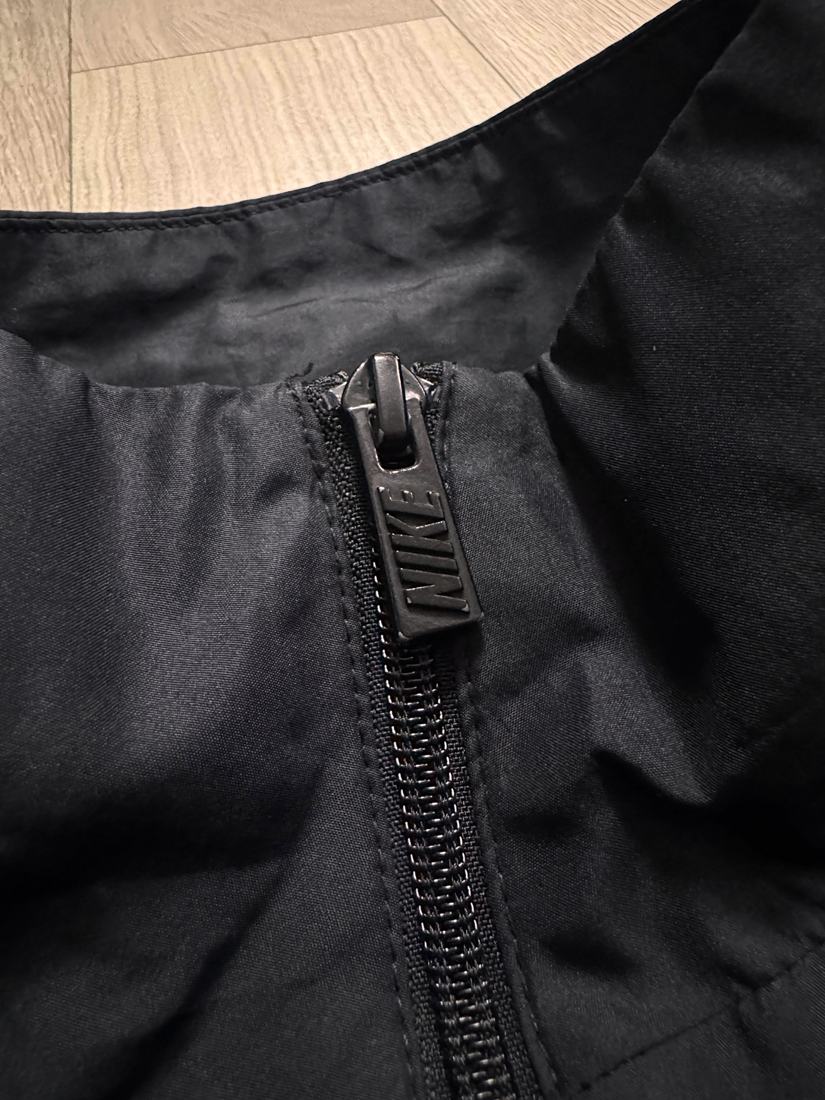 NIKE DARK TRACK JACKET (M/L)
