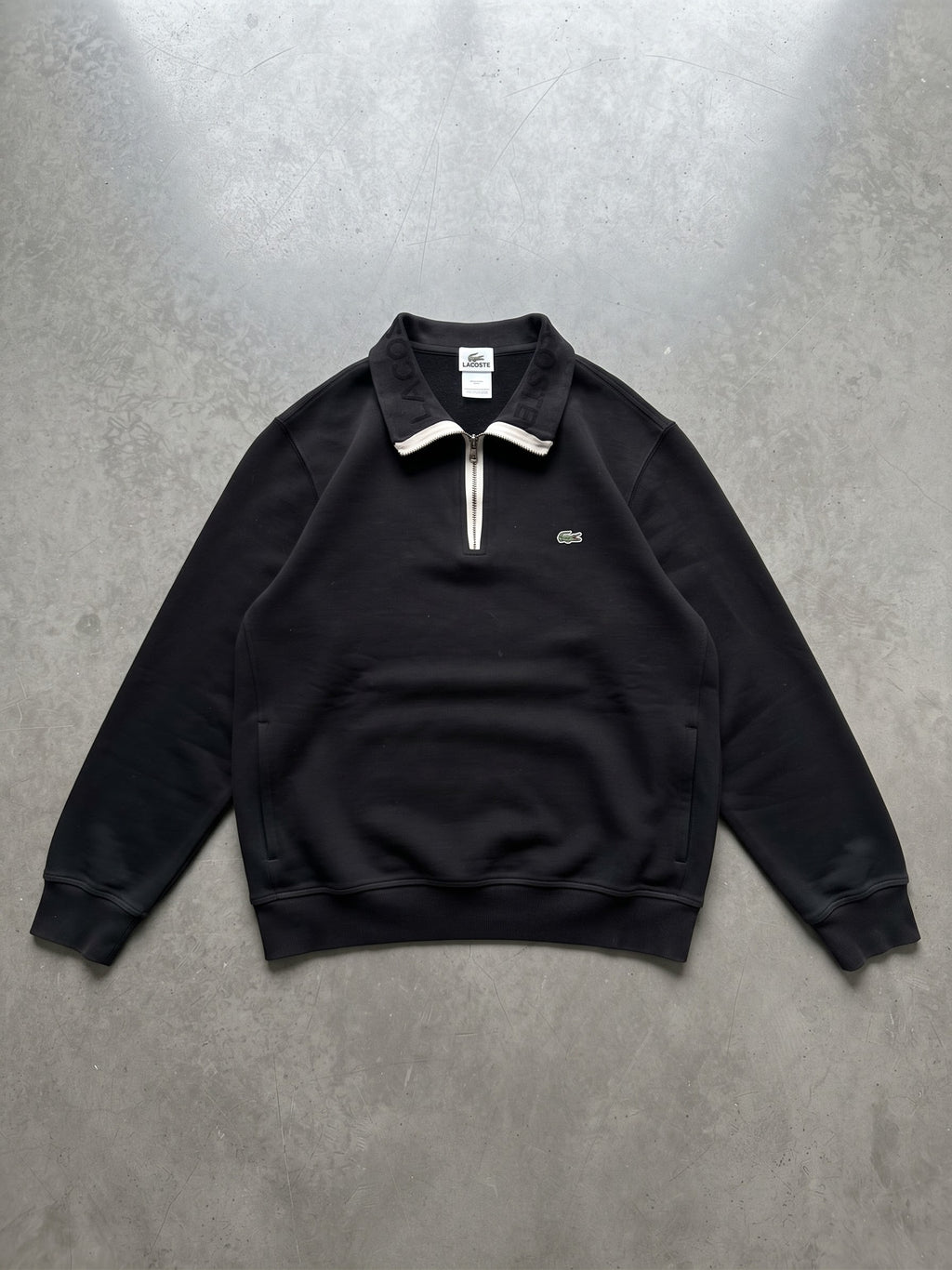 LACOSTE LUXURY QUARTER ZIP (M/L)
