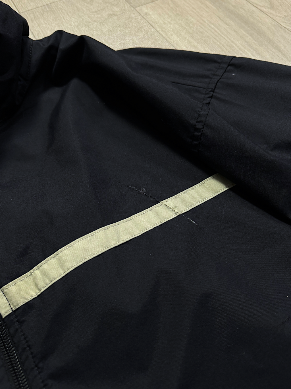NIKE DARK BLACK TRACK JACKET(XL/XXL)