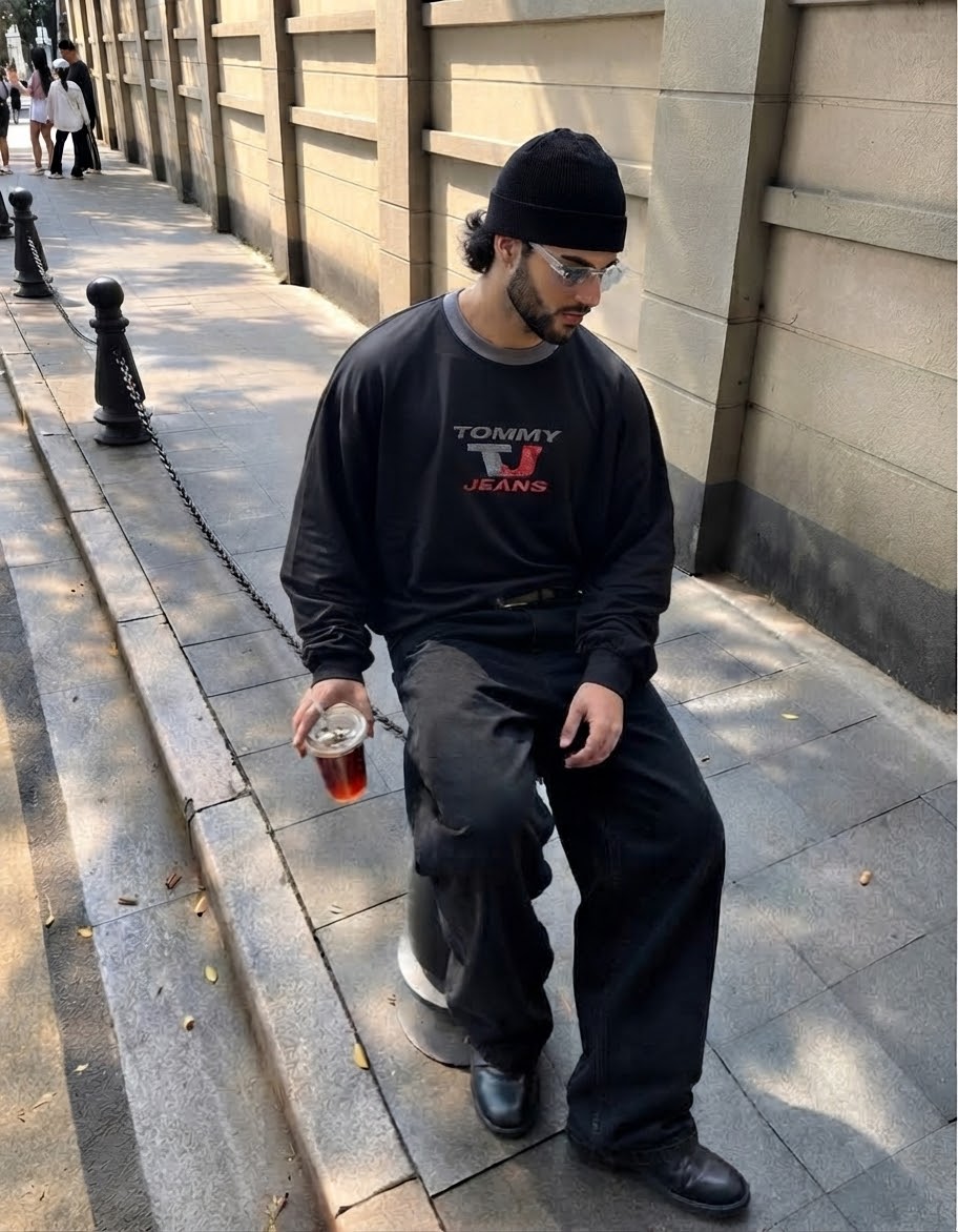 TOMMY HILFIGER DARK LONGSLEEVE (L)