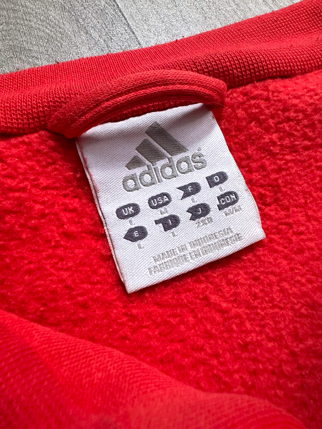 ADIDAS CLASSIC RED TRACK JACKET(L)