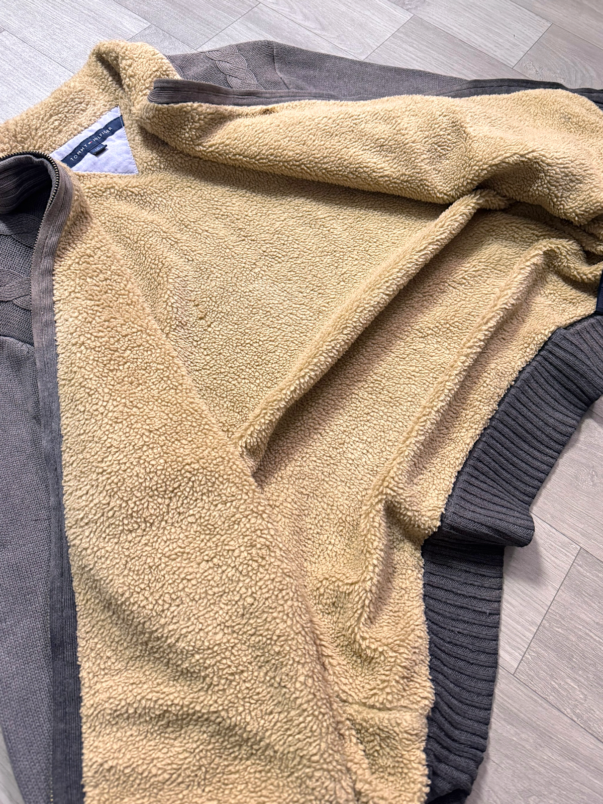 TOMMY HILFIGER LUXURY POLAR SWEATER FULL ZIP (L/XL)