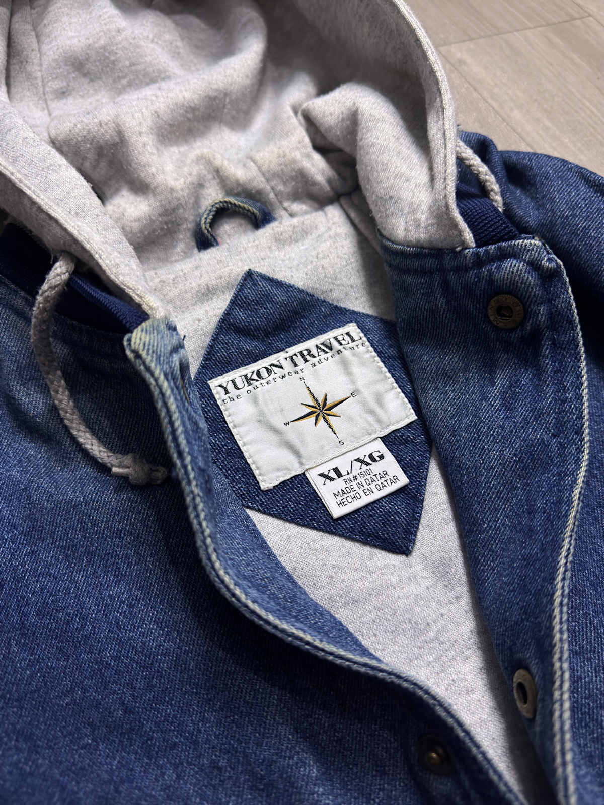 DENIM HOODED VINTAGE JACKET (M/L)
