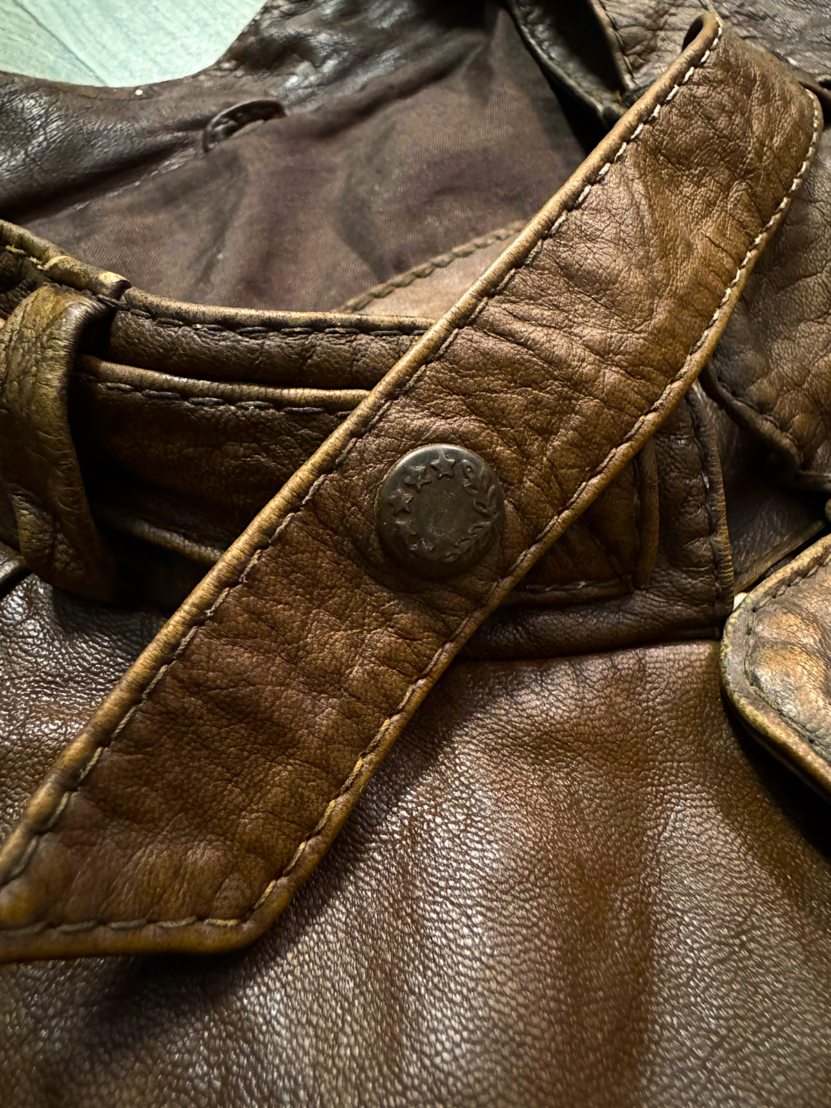 BIKER BROWN LEATHER JACKET (L/M)