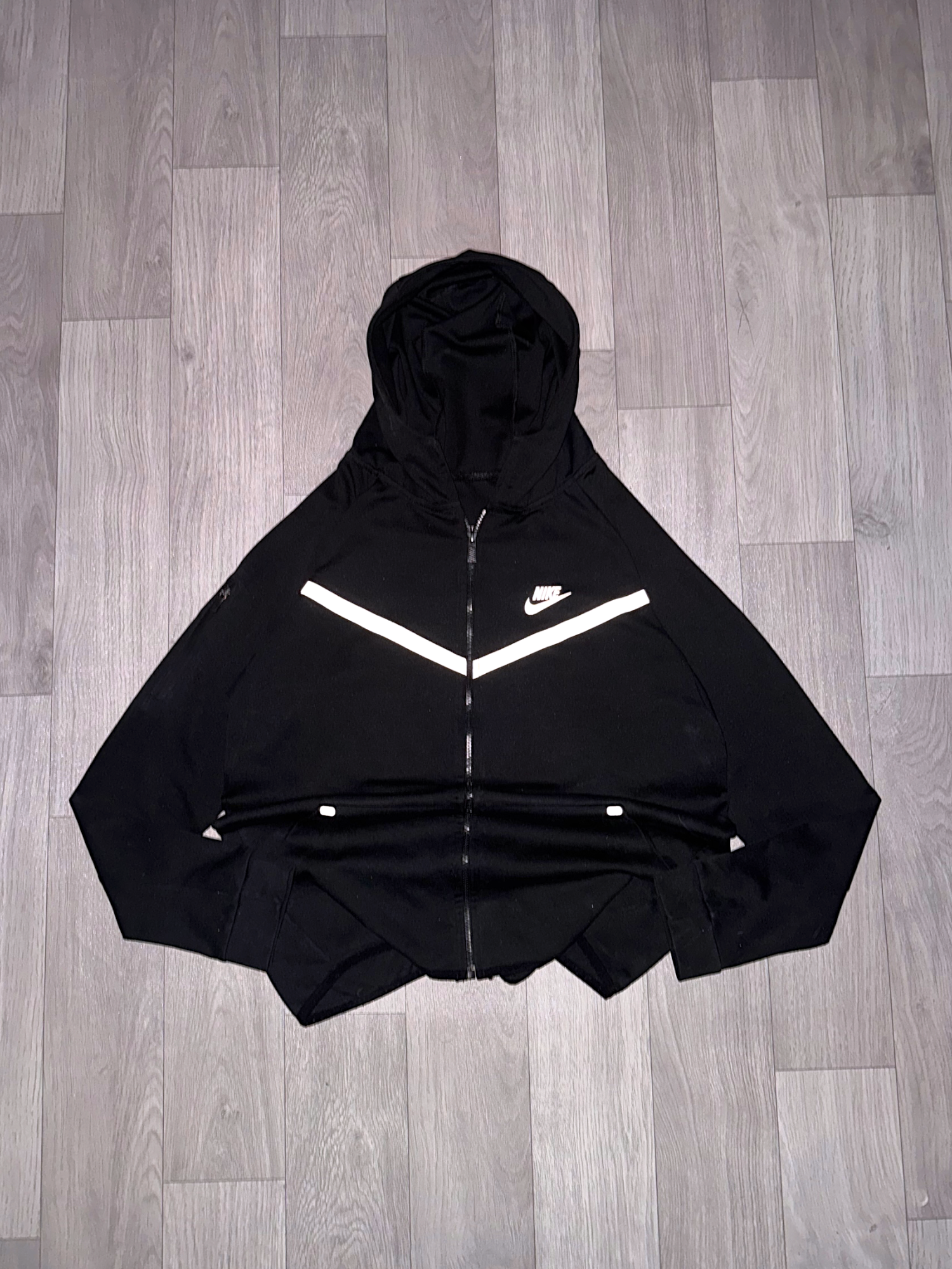 NIKE BLACK FULL ZIP REFLECTIVA (M)