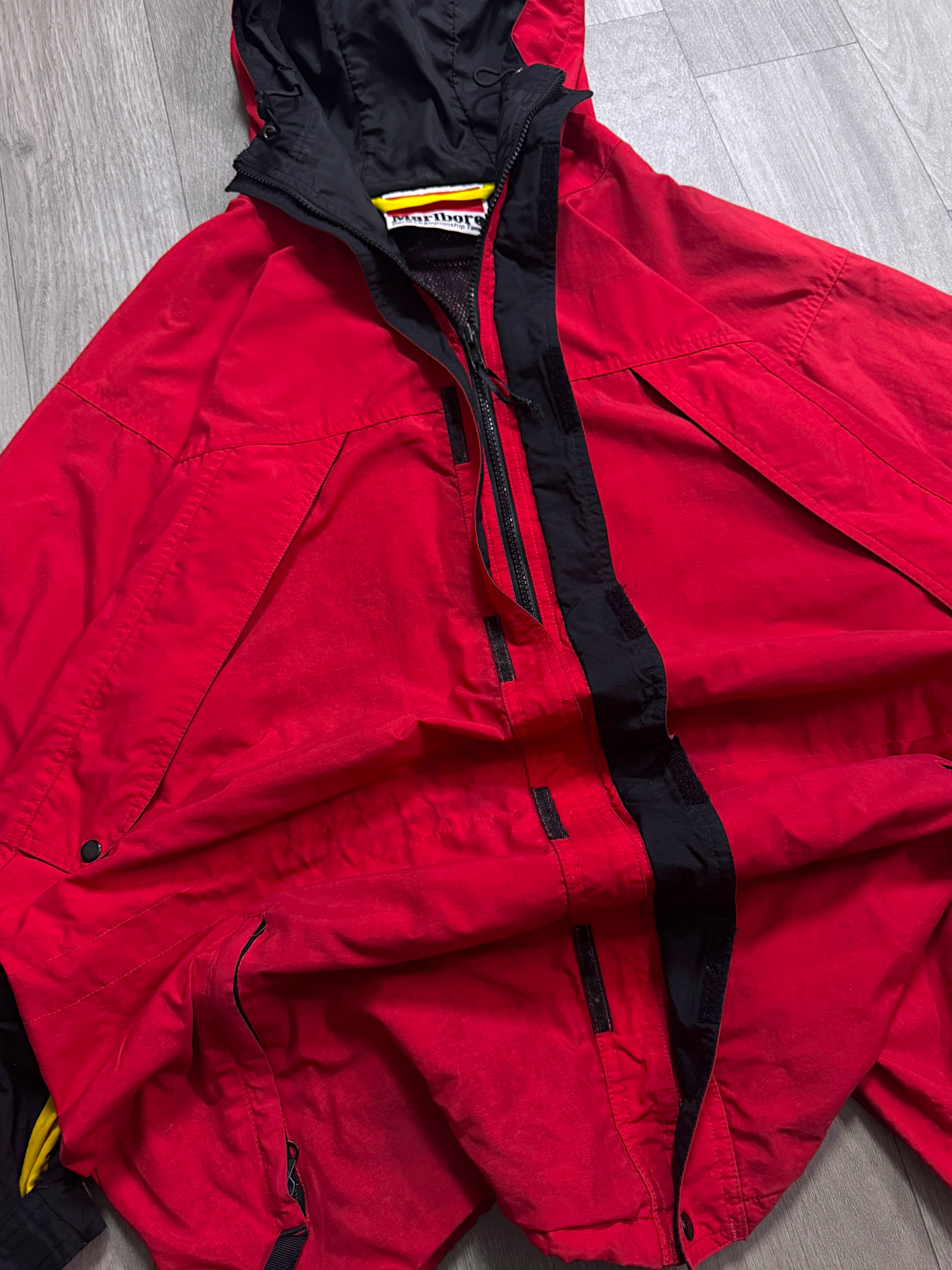 MARLBORO 80's RAIN JACKET (L/XL)
