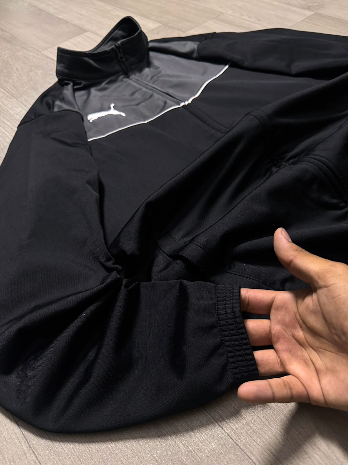 PUMA GRAY TRACK JACKET (L)