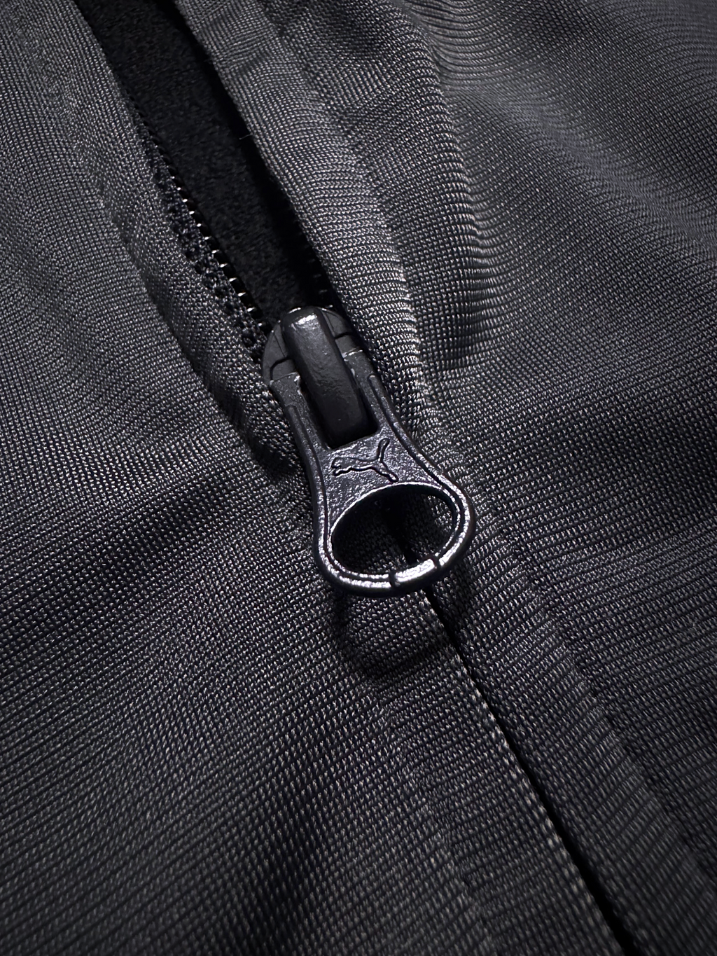 PUMA GRAY TRACK JACKET (L)
