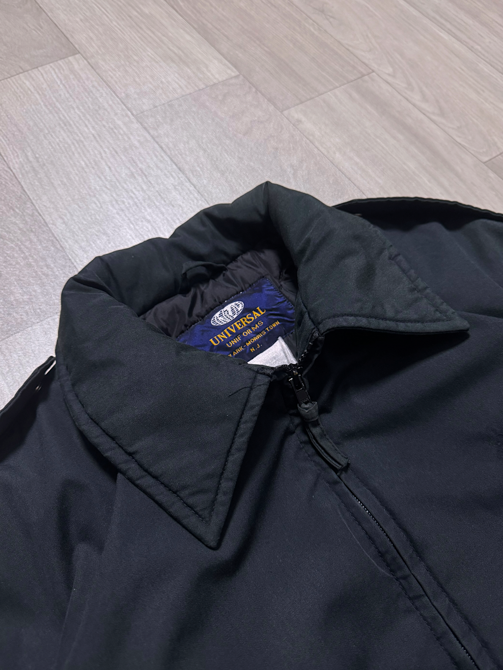 BOXY DARK WORKWEAR BOMBER JACKET (M)