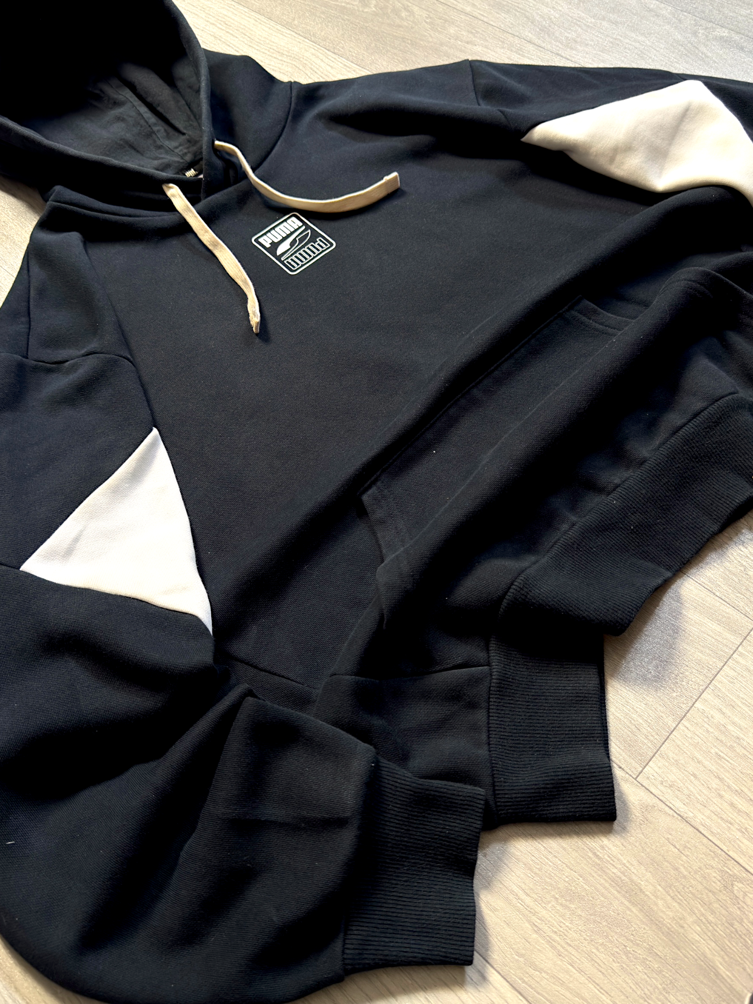 PUMA HOODIE BLACK 200’s POLERA