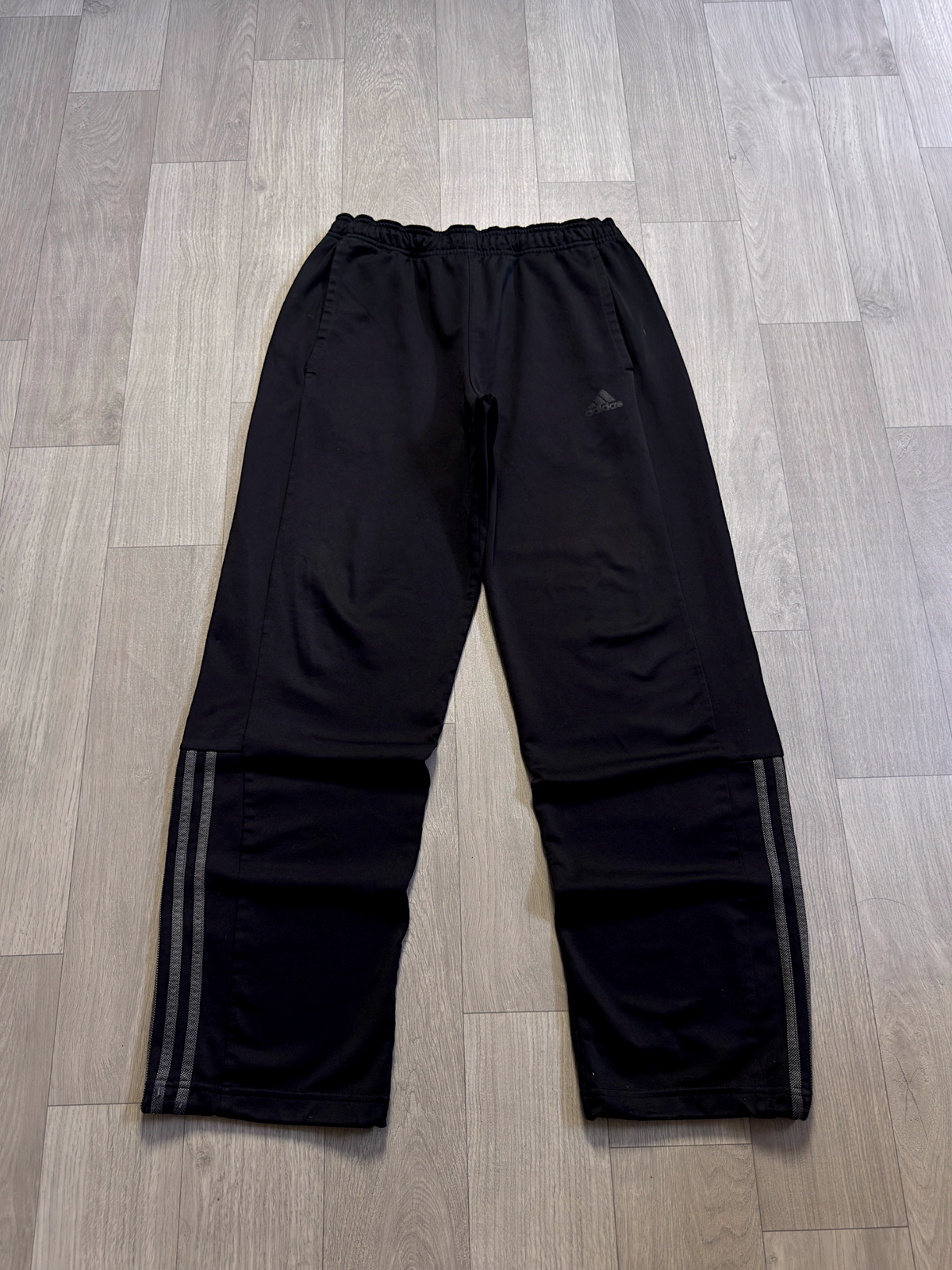 ADIDAS TRACK PANT 2000s BLACK