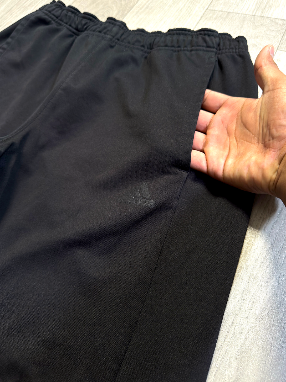 ADIDAS TRACK PANT 2000s BLACK