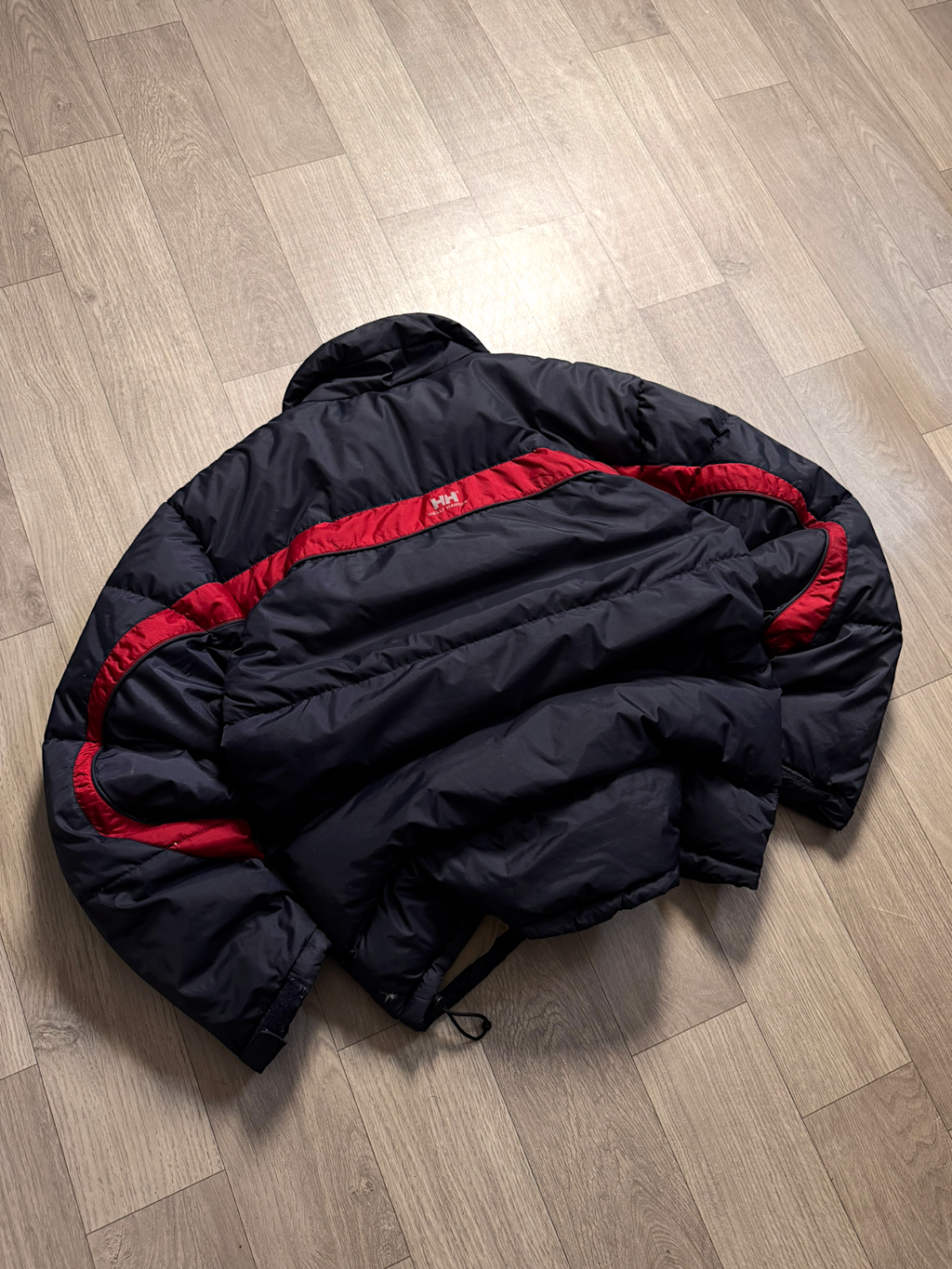 HELLY HANSEN VTG PUFFER JACKET