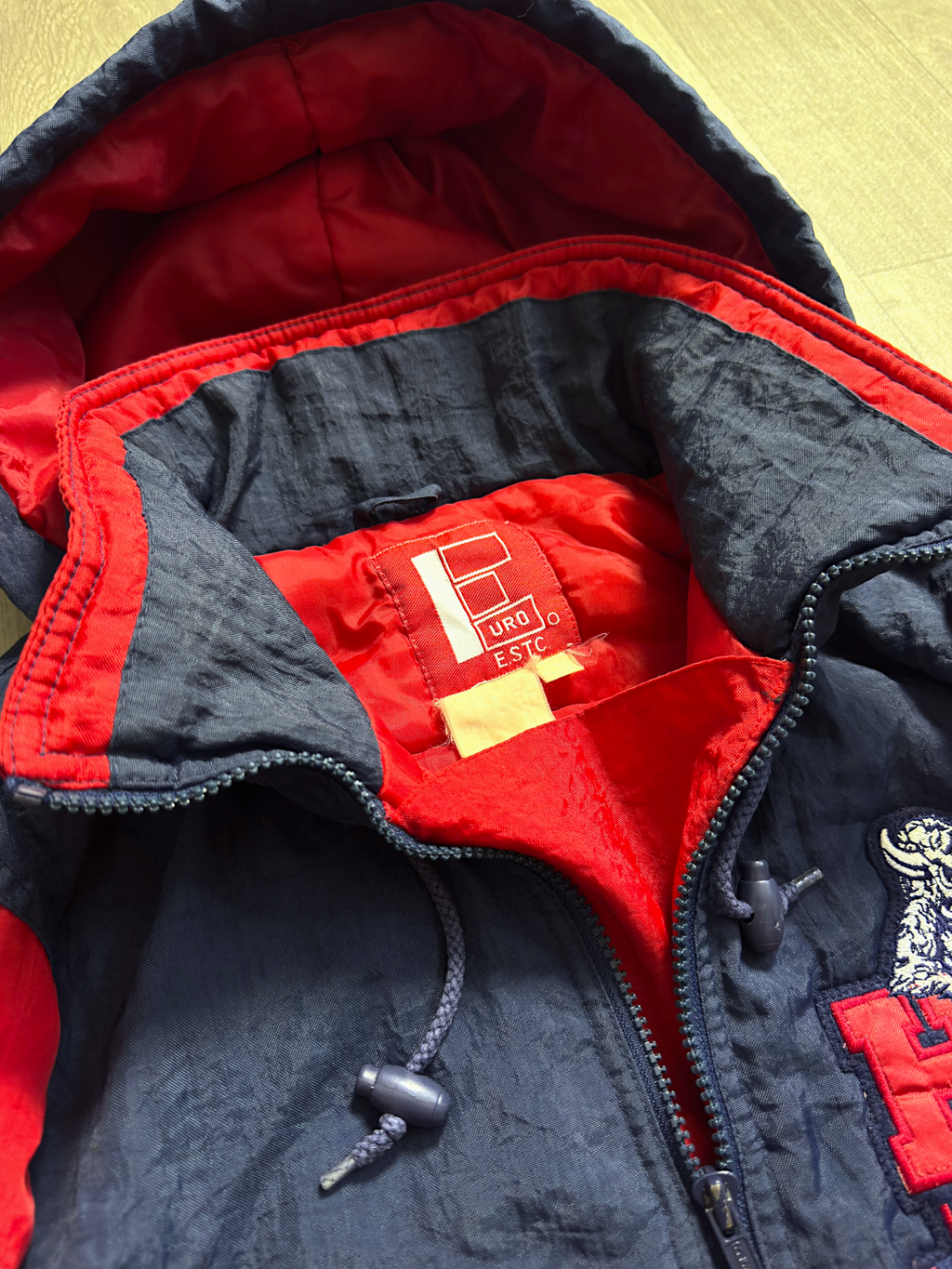 HOWARD EURO VTG COLLECTION HOODIE