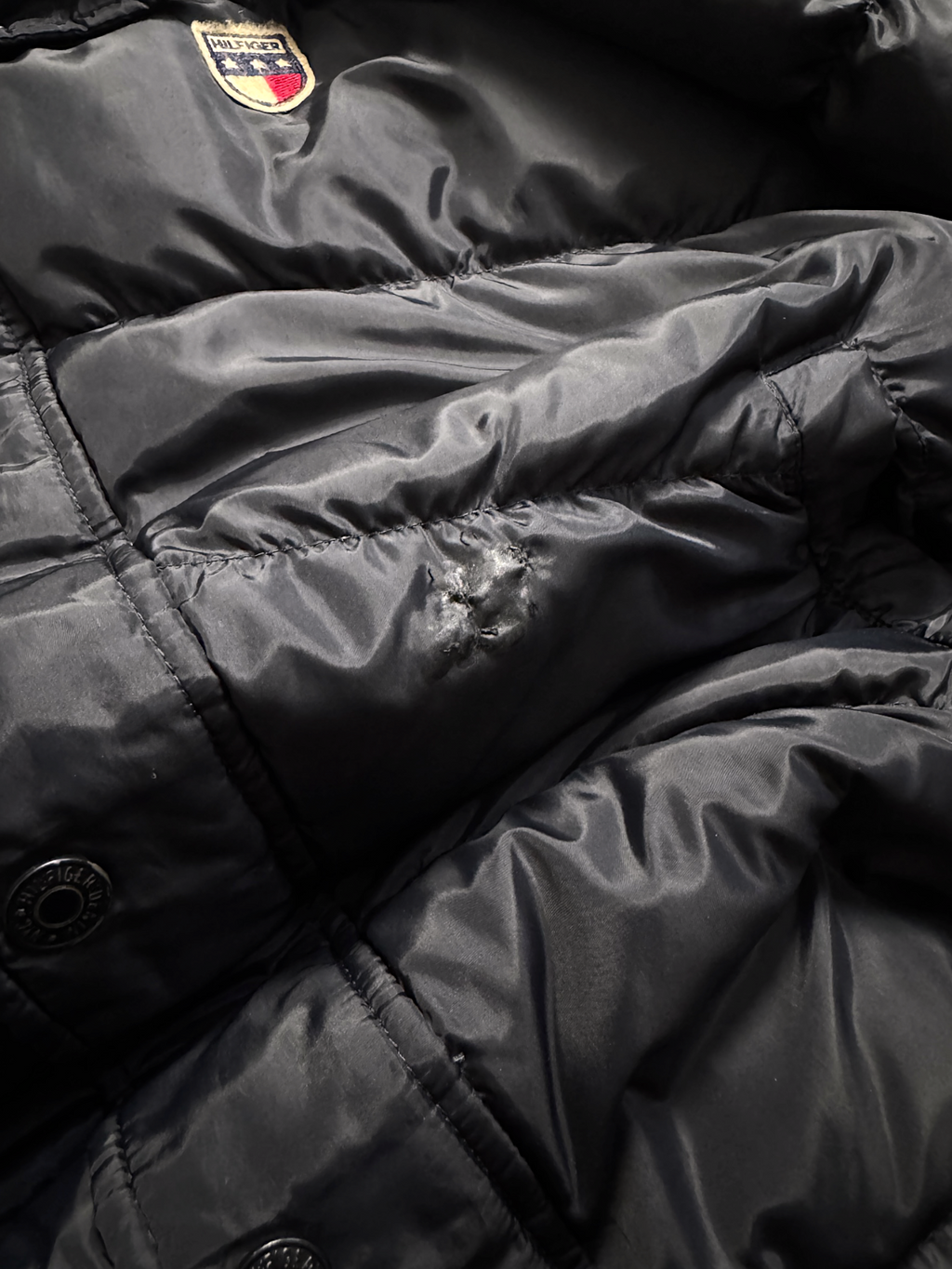 TOMMY HILFIGER LUXURY VTG BLACK PUFFER JACKET