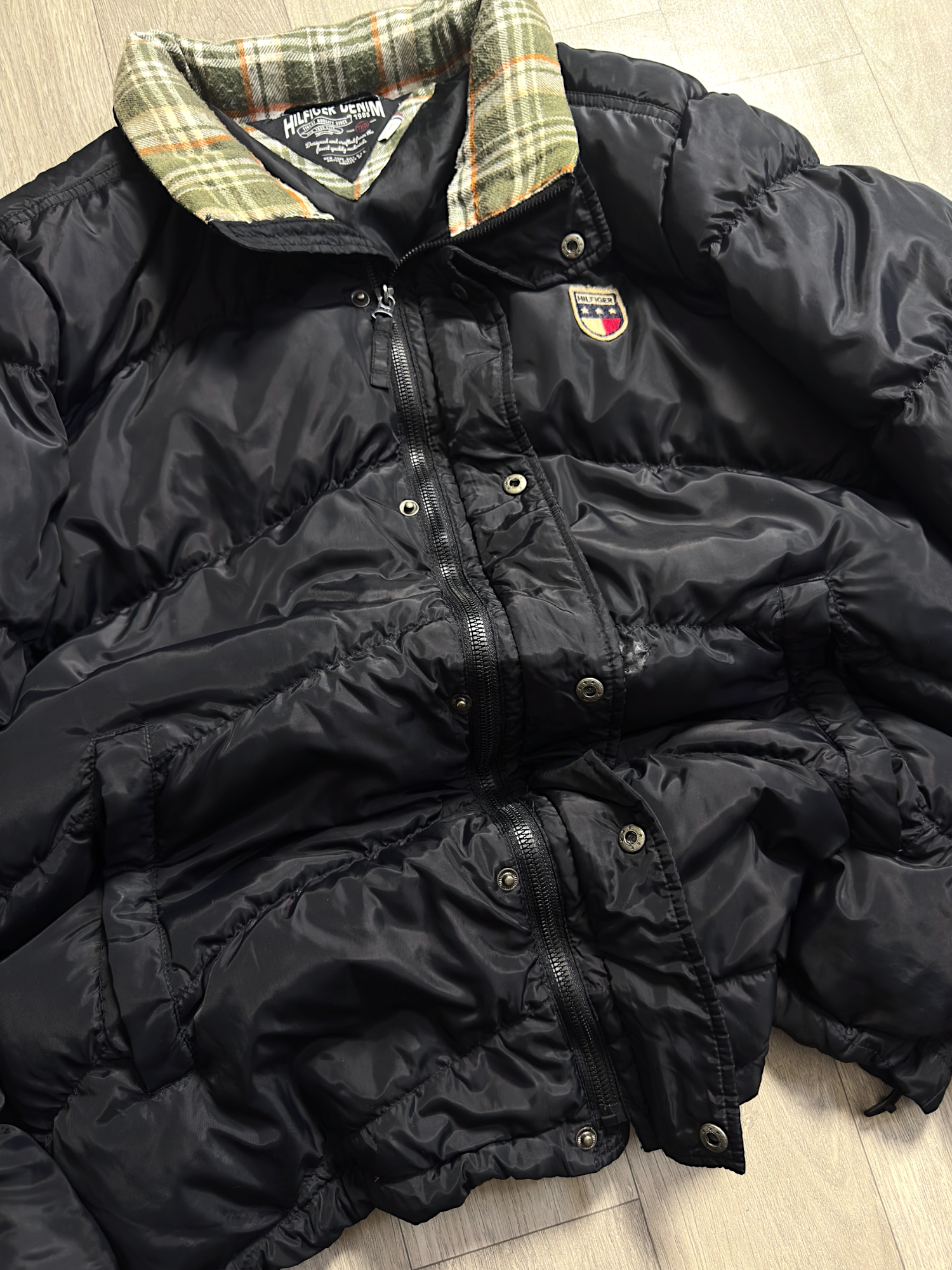 TOMMY HILFIGER LUXURY VTG BLACK PUFFER JACKET