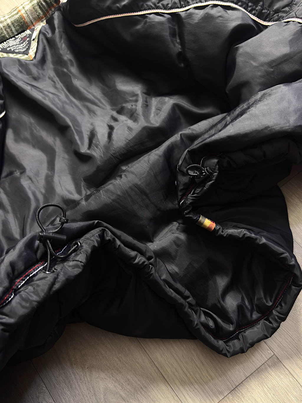 TOMMY HILFIGER LUXURY VTG BLACK PUFFER JACKET
