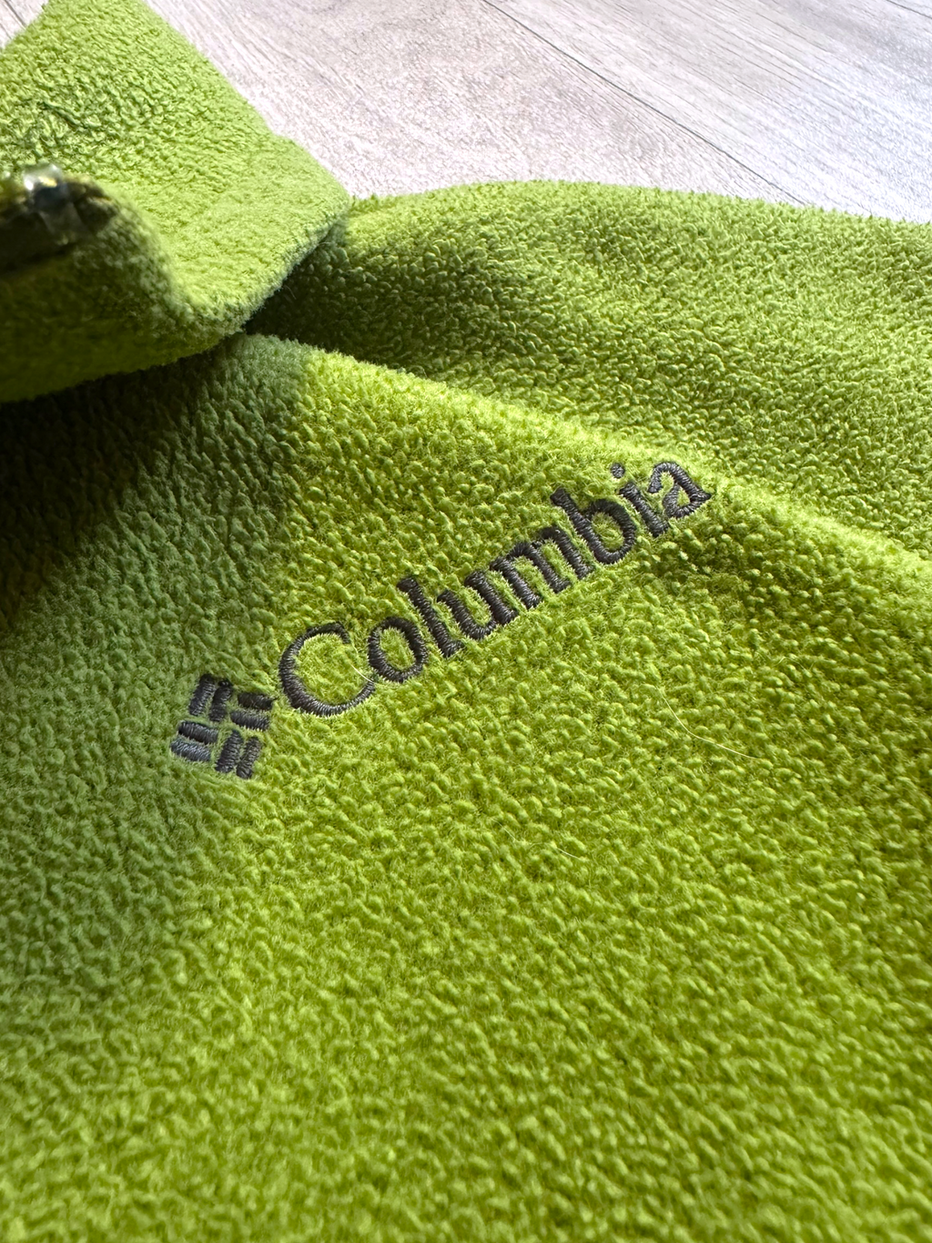 COLUMBIA GREEN FLEECE JACKET