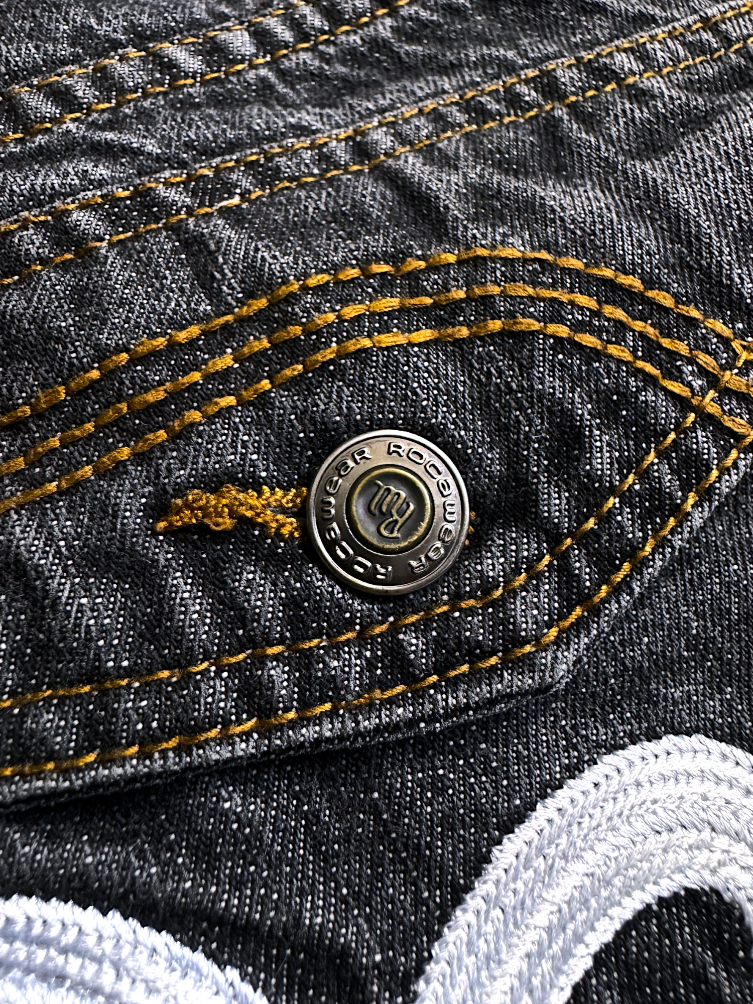 ROCA WEAR DENIM JORT