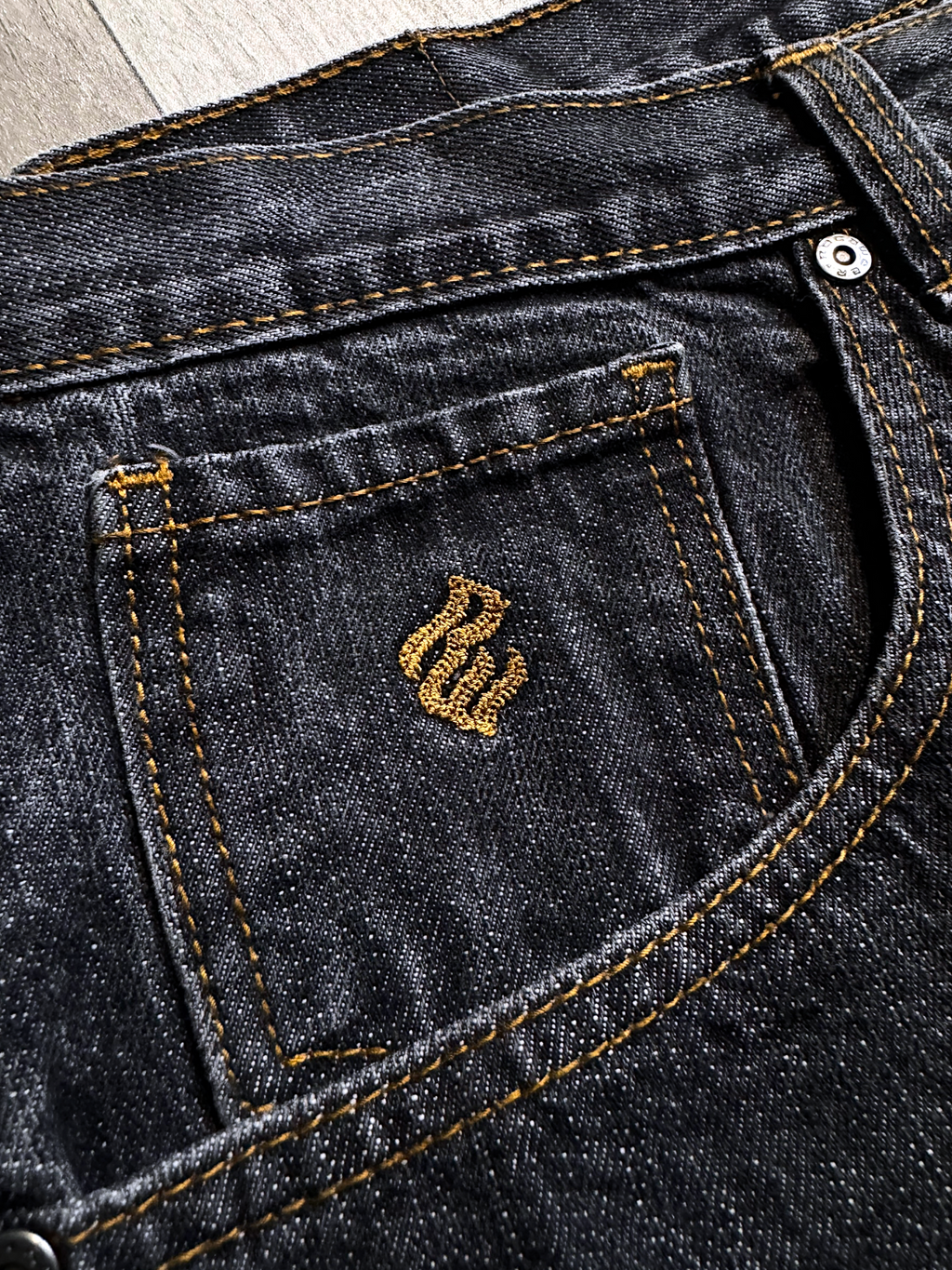 ROCA WEAR DENIM JORT
