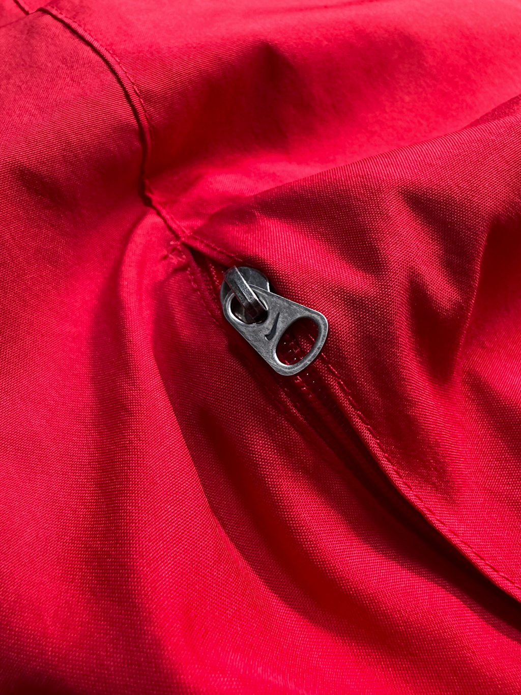 NIKE BIG LOGO RED TRACK JACKET (L)