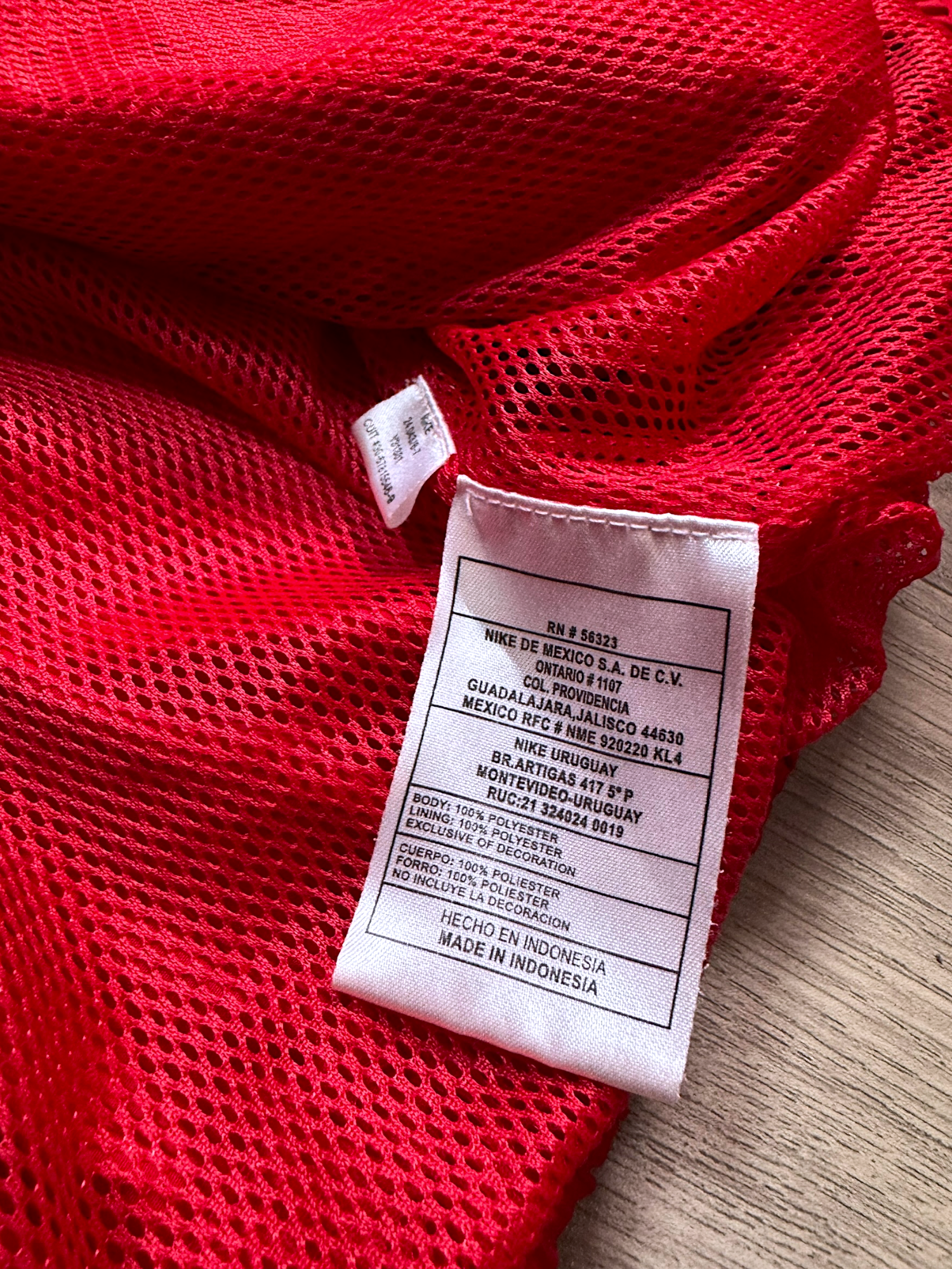 NIKE BIG LOGO RED TRACK JACKET (L)