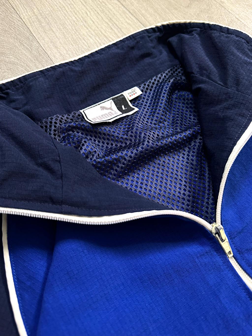PUMA BLUE FULL ZIP JACKET (L)