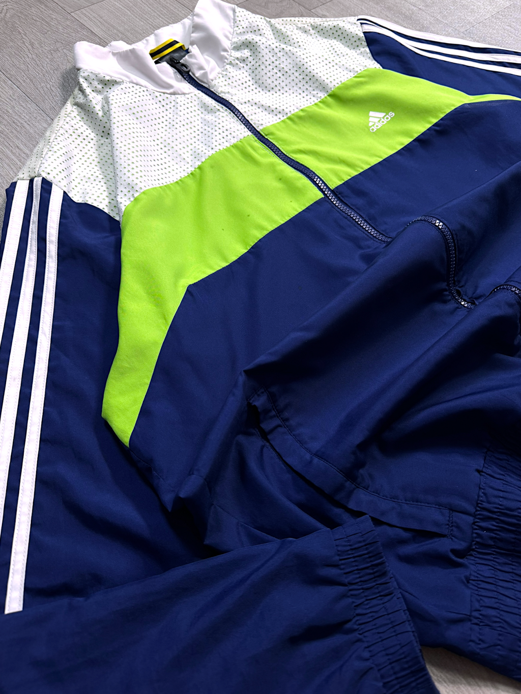 ADIDAS CLASSIC 3 LINED TRACK JACKET (L/XL)
