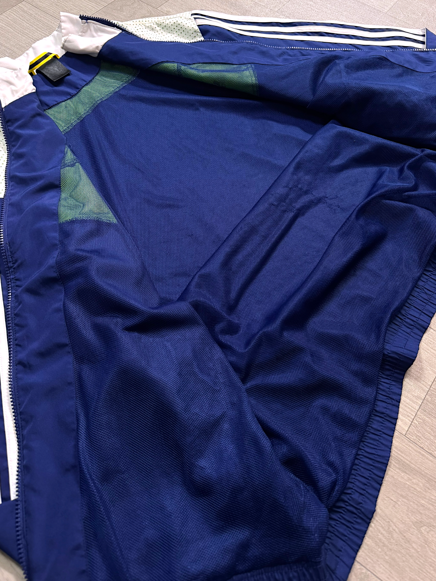 ADIDAS CLASSIC 3 LINED TRACK JACKET (L/XL)